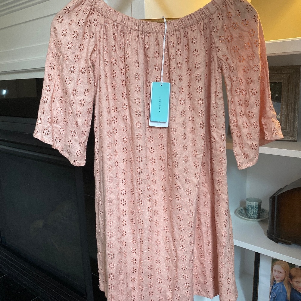 Sweet New lined summer eyelet dress in peach/salmon colour _XS